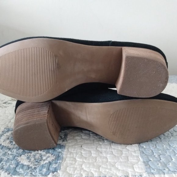 Steve Madden Harber Suede Ankle Boot - Picture 6 of 6